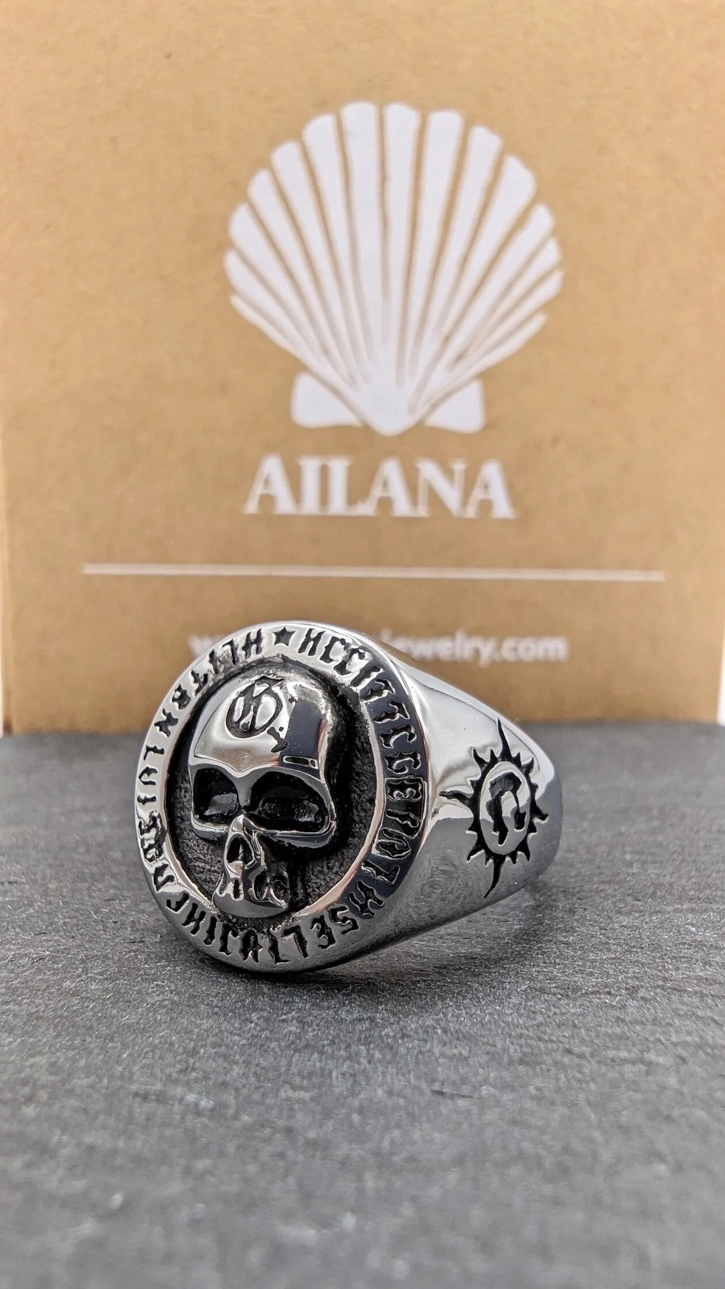 Ring Skull