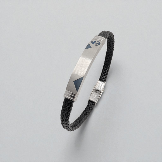 Pulsera fina con ancla