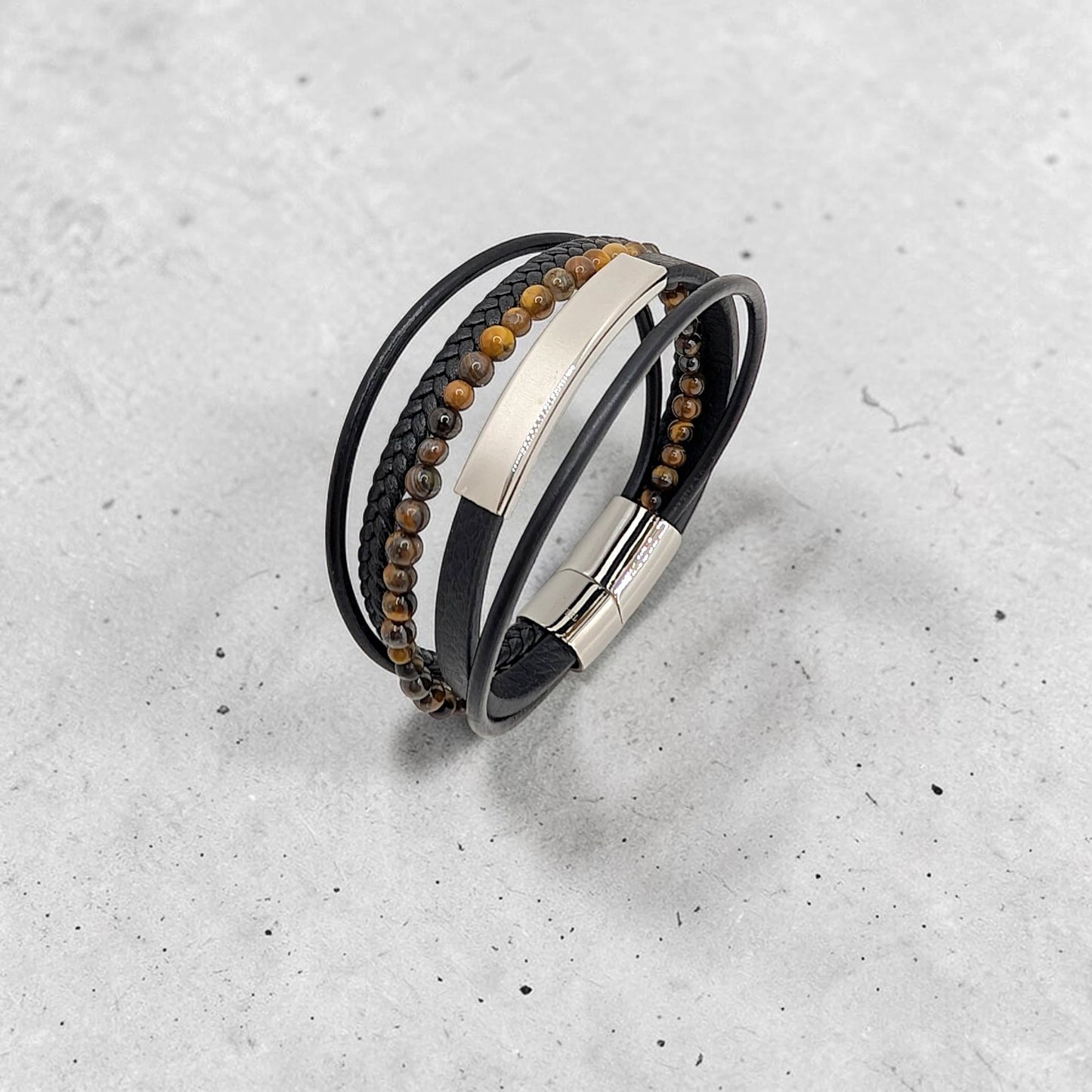 Pulsera en Cuero negro y Piedras Ojo de Tigre