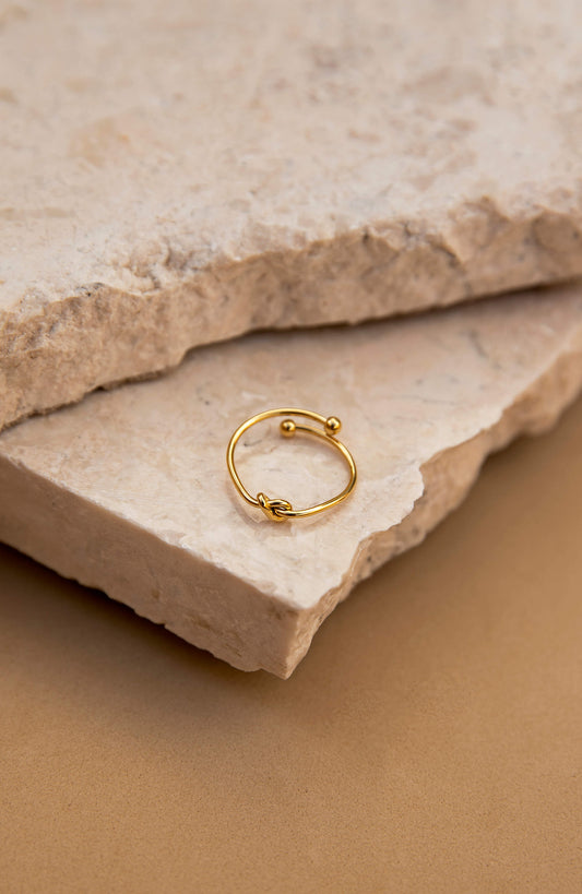 Nyx Ring (Gold)
