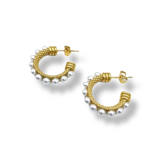 Pearl Huggie Earrings (Gold)