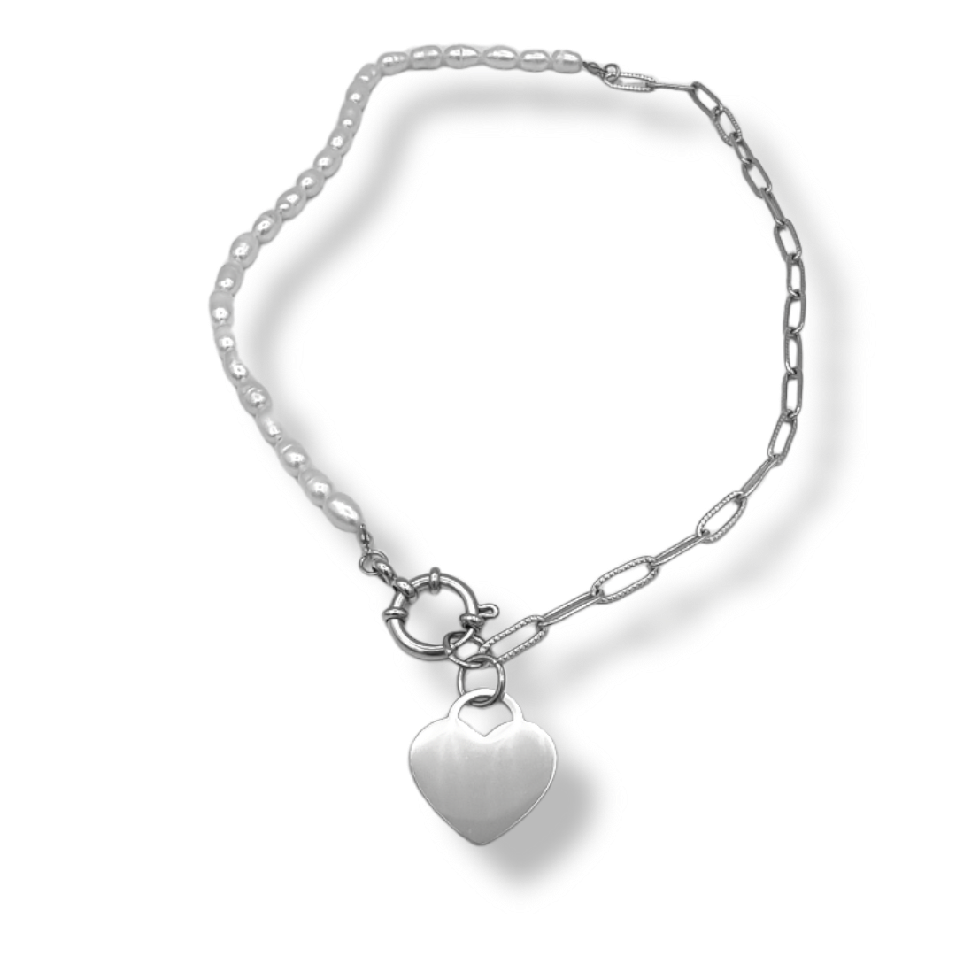 Etern Love Necklace (Pearls)