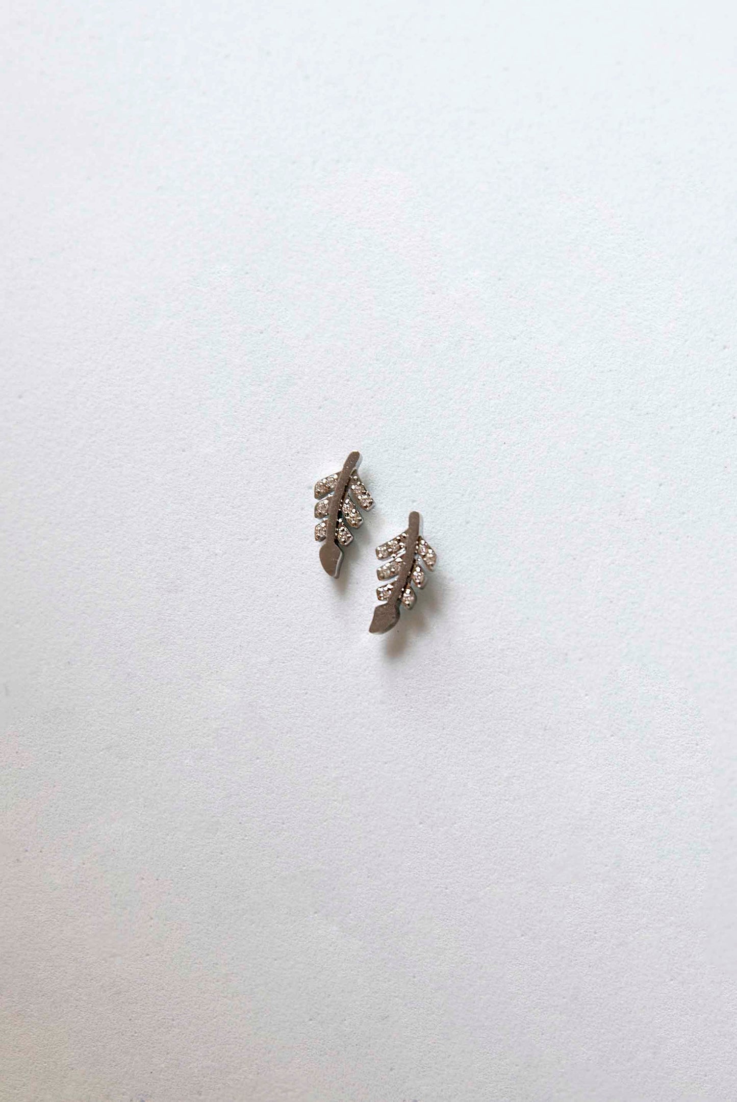 Feather Earrings (Silver)